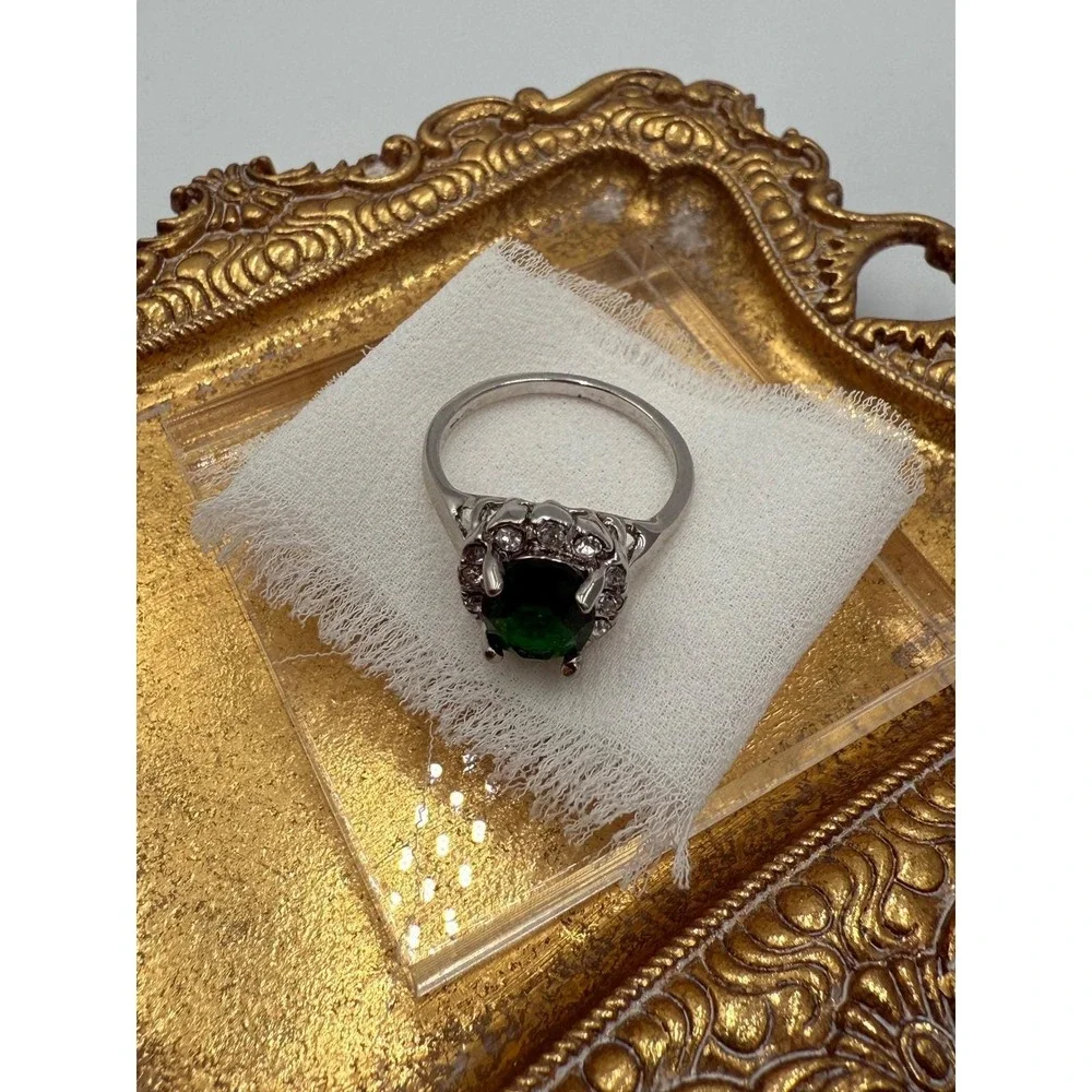 Vintage Emerald Green Oval Halo Cocktail Ring Silver Tone Statement Size 7.5‎